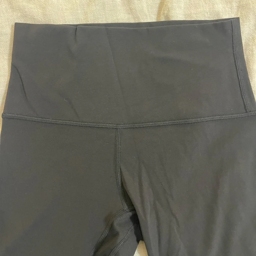 Lululemon Align High Rise Short - Picture 4 of 7